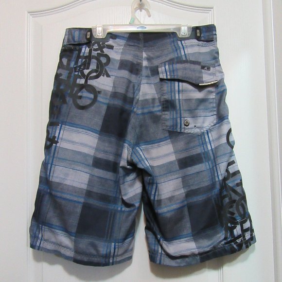 Bundle 2 for $24.00 Mens small Ocean Earth shorts - Picture 9 of 10